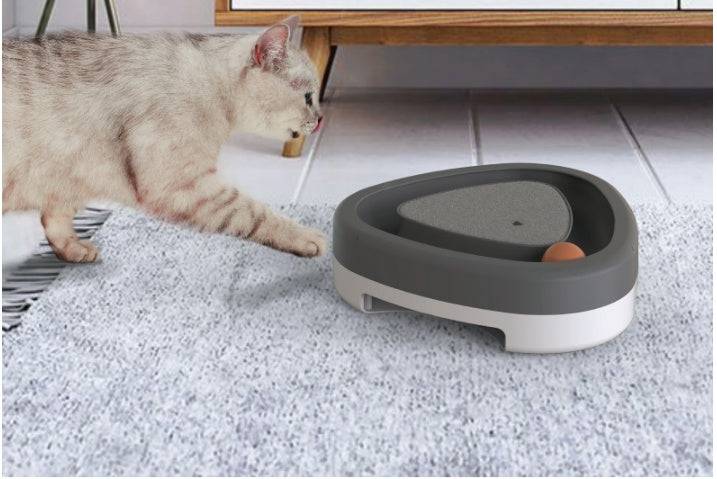 Pet Cat Self-hey Toy Smart Funny Cat Triangle Turntable Electric Toy - Smokey Finds