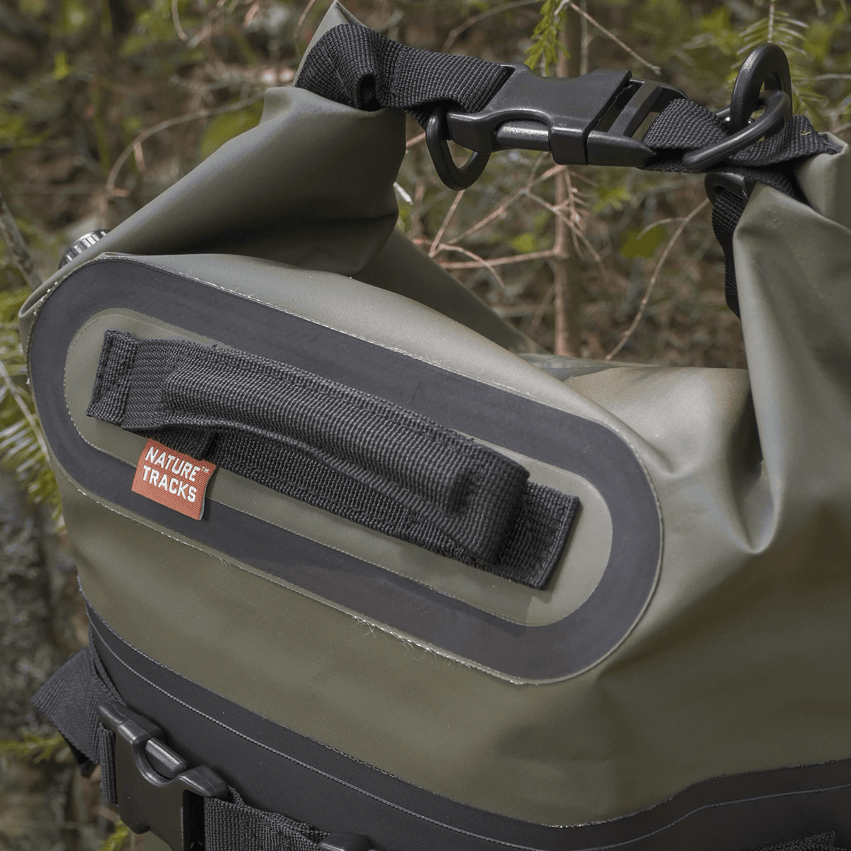 "Peak Series green duffel bag – detail view"